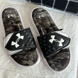 Under Armour Men’s Slides/Sandals US Size 10